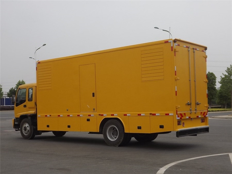 扶风发电车出租- 柴油发电机油箱怎么清洗