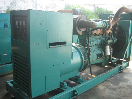 扶风租赁发电机- 发电机碳刷磨损的原因是什么