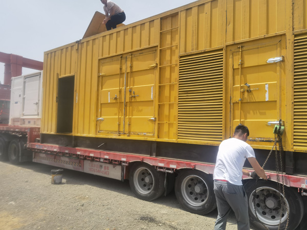 扶风发电机出租100KW发电机需要什么规格的电缆线？