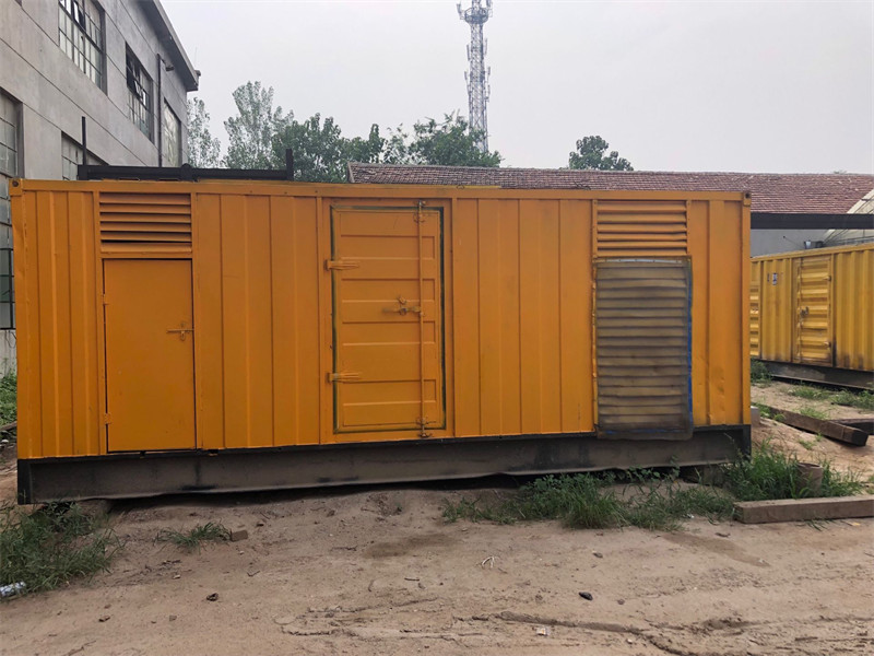 扶风柴油发电机如何判断新机油是否已经完全充满机油滤清器？