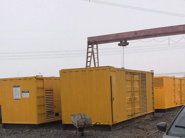 扶风100kw柴油发电机组每小时油耗？