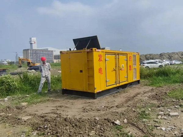 扶风200KW柴油发电机机组每小时的油耗量受哪些因素影响？